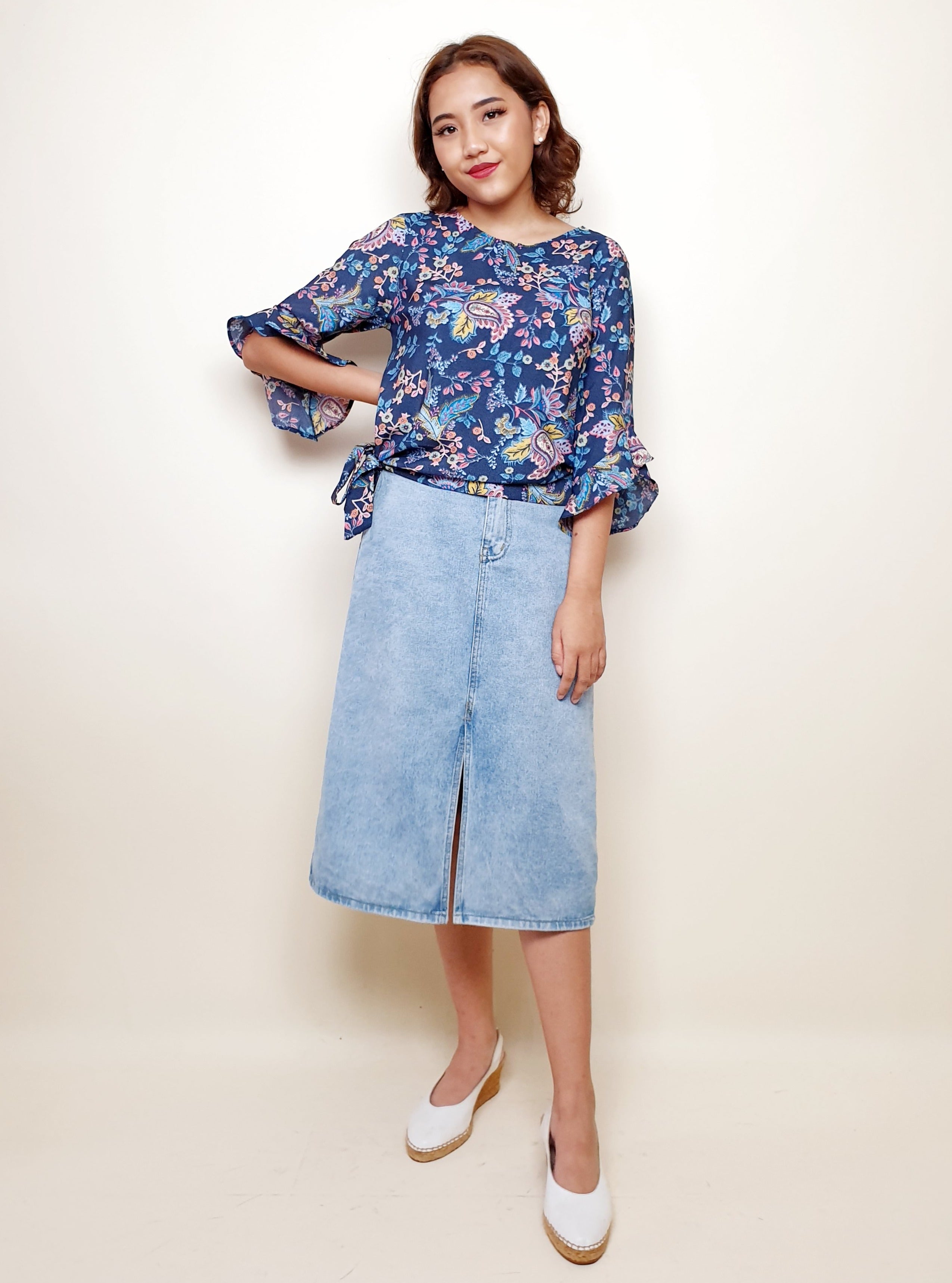 Bell Sleeve Fleur Top with Tie at side | Angie's Fashion